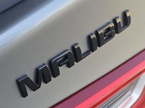 Certified 2025 Chevrolet Malibu RS FWD image 14