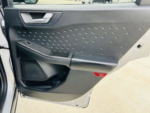 Used 2020 Ford Escape SEL AWD/4WD image 28