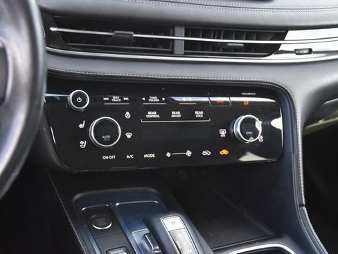 Used 2023 INFINITI QX60 Luxe w/ Cargo Package image 39