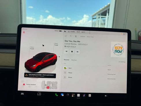 Used 2023 Tesla Model Y Long Range AWD/4WD image 28
