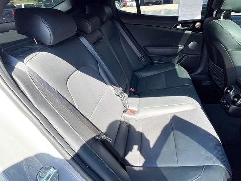 Used 2023 Kia Stinger GT-Line w/ Sun & Sound Package RWD image 13