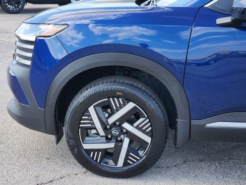 New 2026 Nissan Kicks SV FWD image 6