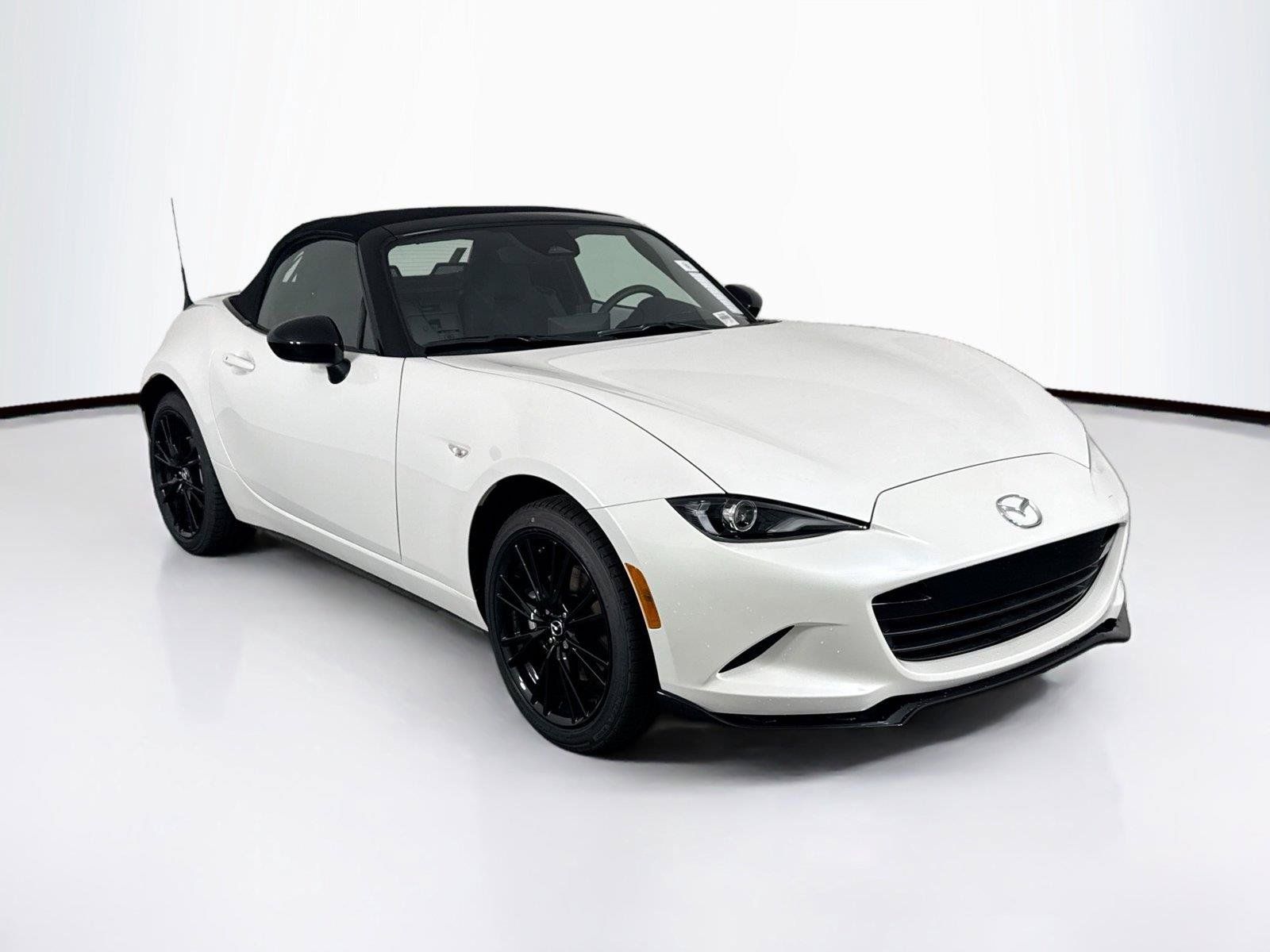 New 2026 MAZDA MX-5 Miata Club w/ Interior Package RWD image 5