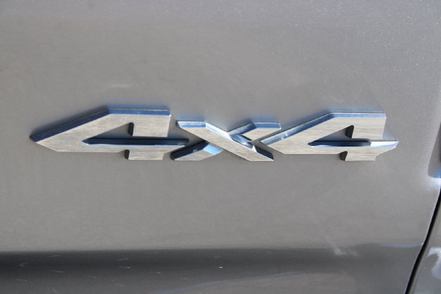 Used 2019 RAM 1500 Laramie AWD/4WD image 6