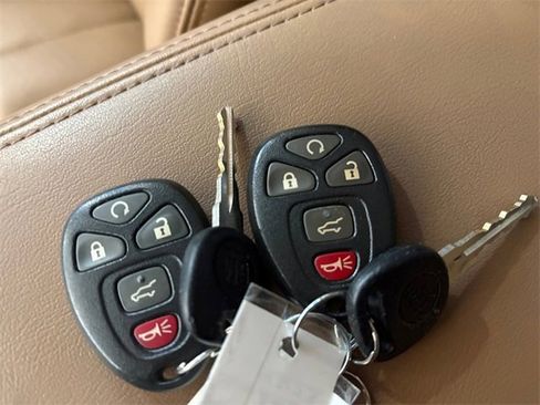 Used 2016 Buick Enclave Leather w/ Enclave Tuscan Edition image 22