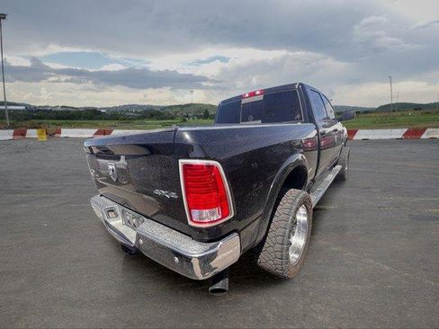 Used 2016 RAM 2500 Longhorn w/ Convenience Group AWD/4WD image 3
