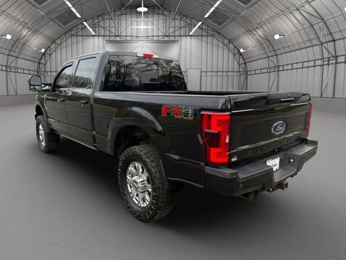 Used 2019 Ford F350 Lariat w/ Lariat Ultimate Package AWD/4WD image 8