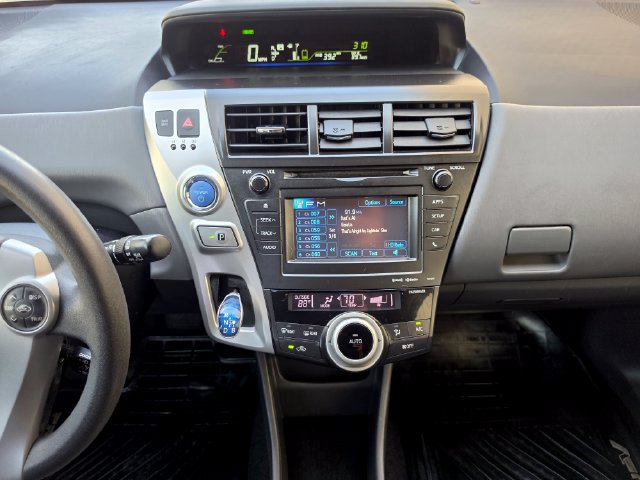 Used 2012 Toyota Prius V Five FWD image 31