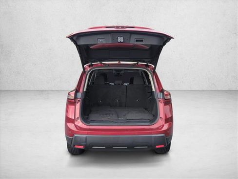 Used 2024 Nissan Rogue SV image 6