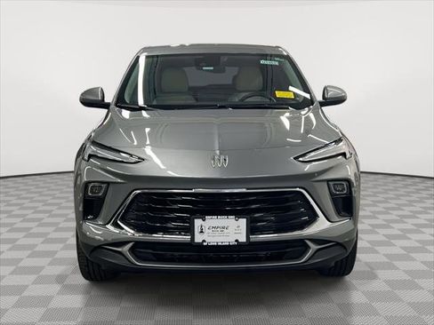 Used 2024 Buick Encore GX Preferred image 2