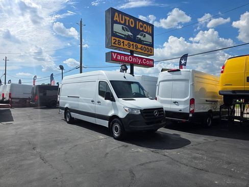 Used 2019 Mercedes-Benz Sprinter 170 image 25