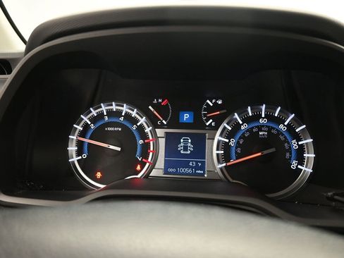 Used 2019 Toyota 4Runner TRD Off-Road image 20