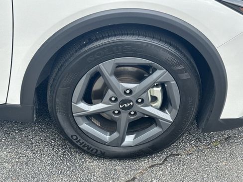Certified 2025 Kia K4 FWD image 15