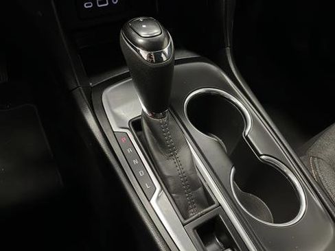 Used 2020 Chevrolet Equinox LT w/ LPO, Floor Liner Package FWD image 18