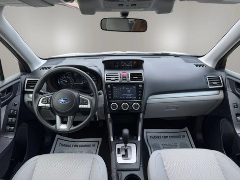 Used 2017 Subaru Forester 2.5i Premium AWD/4WD image 2