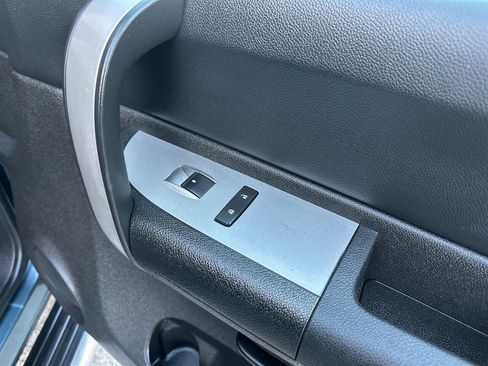 Used 2008 Chevrolet Silverado 2500 LT w/ 1LT Convenience Package image 28