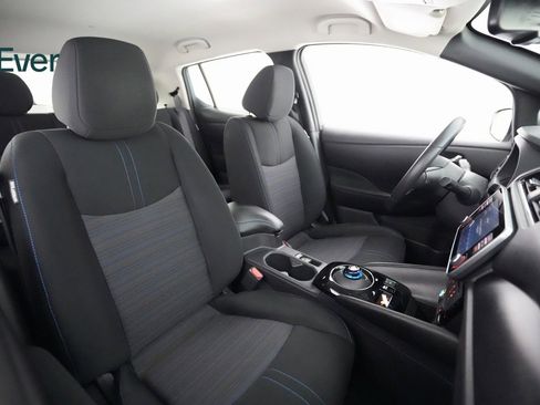 Used 2023 Nissan Leaf SV Plus image 8