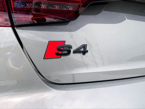 Used 2023 Audi S4 Premium Plus w/ Premium Plus Package image 8