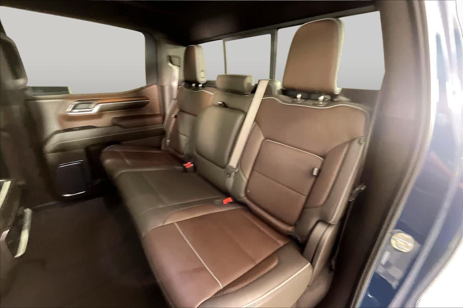 Used 2024 GMC Sierra 1500 Denali w/ Technology Package RWD image 18