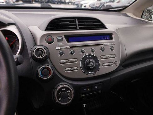 Used 2013 Honda Fit image 13
