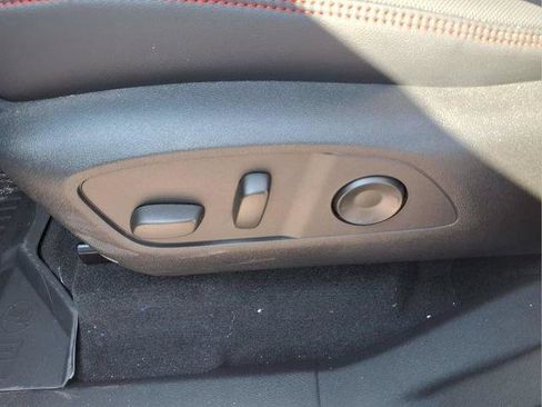 New 2026 Chevrolet Traverse RS w/ LPO, Floor Liner Package AWD/4WD image 19
