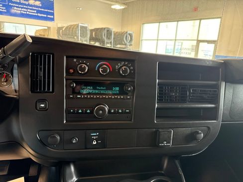 Used 2025 Chevrolet Express 2500 w/ Driver Convenience Package RWD image 12