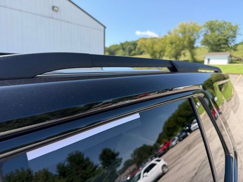Used 2020 Chevrolet Traverse Premier w/ Redline Edition AWD/4WD image 16