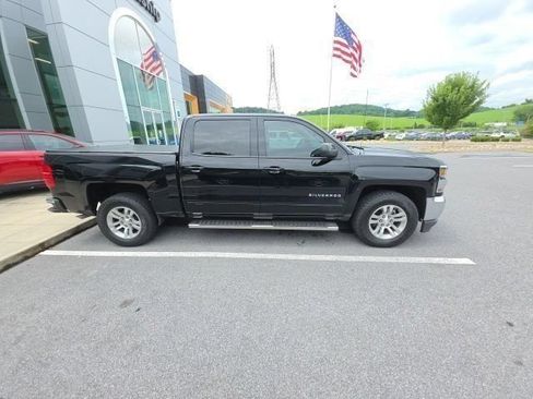 Used 2017 Chevrolet Silverado 1500 LT w/ All Star Edition RWD image 9