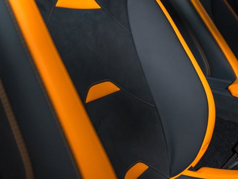 Used 2023 Lamborghini Huracan Tecnica image 36