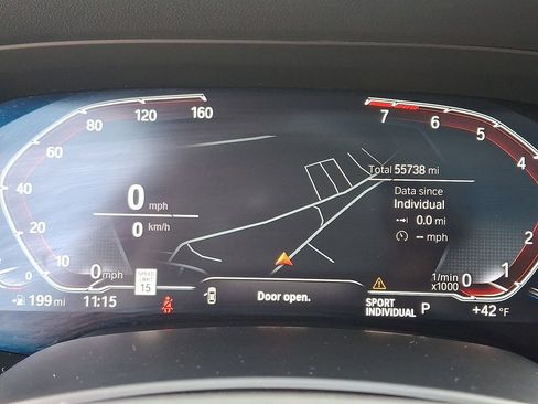 Used 2021 BMW X7 xDrive40i w/ Premium Package image 22