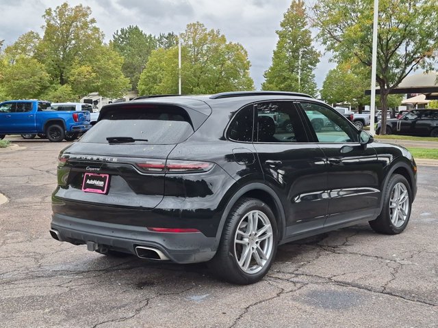 Used 2022 Porsche Cayenne AWD/4WD image 5