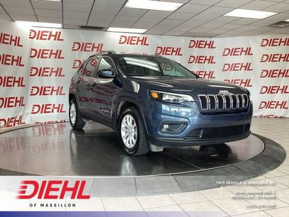 Used 2019 Jeep Cherokee Latitude w/ Popular Appearance Group