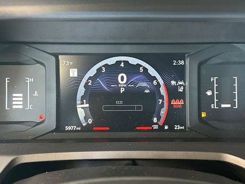 Used 2025 Toyota Tacoma SR5 AWD/4WD image 26
