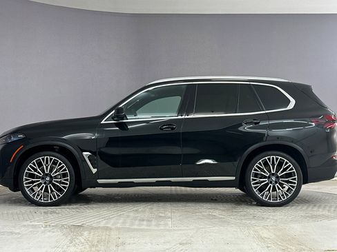Used 2025 BMW X5 xDrive40i w/ Premium Package image 2