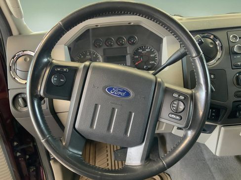 Used 2010 Ford F250 4x4 Crew Cab Super Duty image 17
