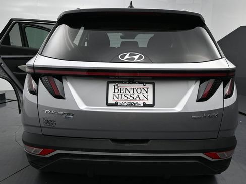 Used 2023 Hyundai Tucson Blue AWD/4WD image 10