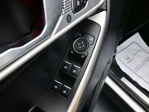 Used 2021 Ford Explorer Limited w/ Equipment Group 301A AWD/4WD image 19