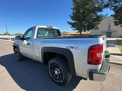 Used 2010 Chevrolet Silverado 1500 W/T image 2
