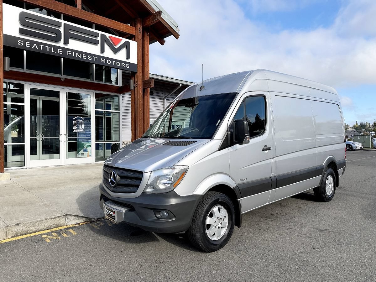 Used 2014 Mercedes-Benz Sprinter 2500 image 2