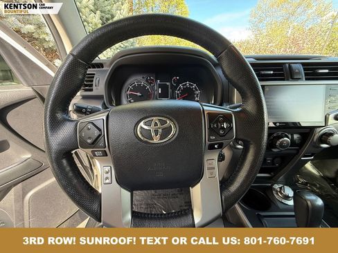 Used 2024 Toyota 4Runner SR5 Premium w/ Moonroof Package AWD/4WD image 17