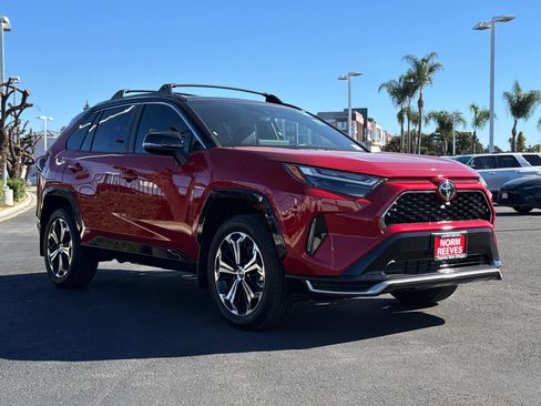 New 2025 Toyota RAV4 XSE image 4