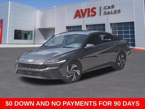 Used 2025 Hyundai Elantra SEL FWD image 1