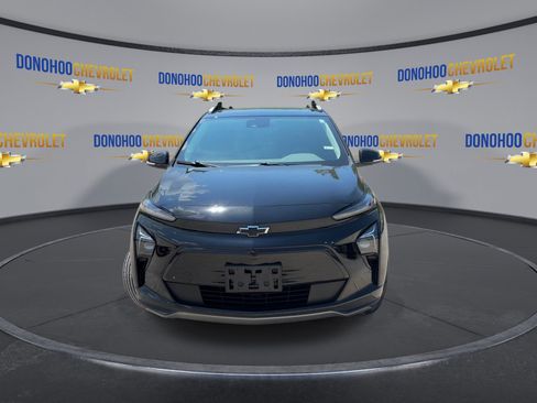 Used 2022 Chevrolet Bolt EUV Premier w/ Sun & Sound Package FWD image 6