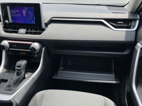 Certified 2025 Toyota RAV4 LE FWD image 15