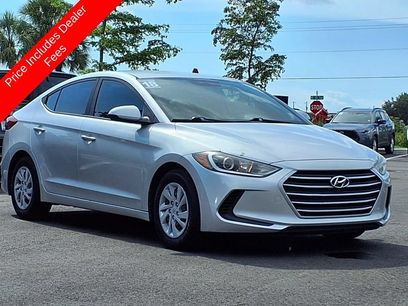 Used 2018 Hyundai Elantra SE