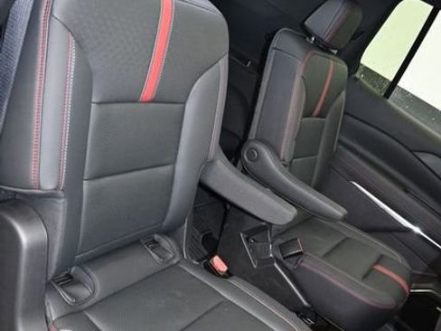 Used 2024 Chevrolet Traverse RS w/ LPO, Floor Liner Package image 31