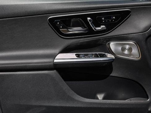 New 2026 Mercedes-Benz GLC 300 4MATIC image 21
