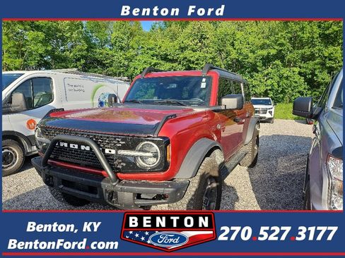 Used 2023 Ford Bronco Wildtrak AWD/4WD image 1