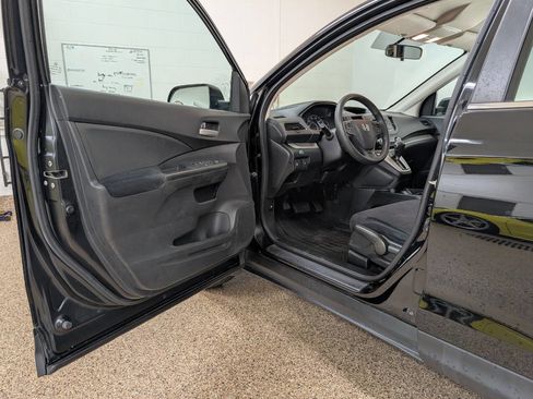 Used 2014 Honda CR-V LX image 6