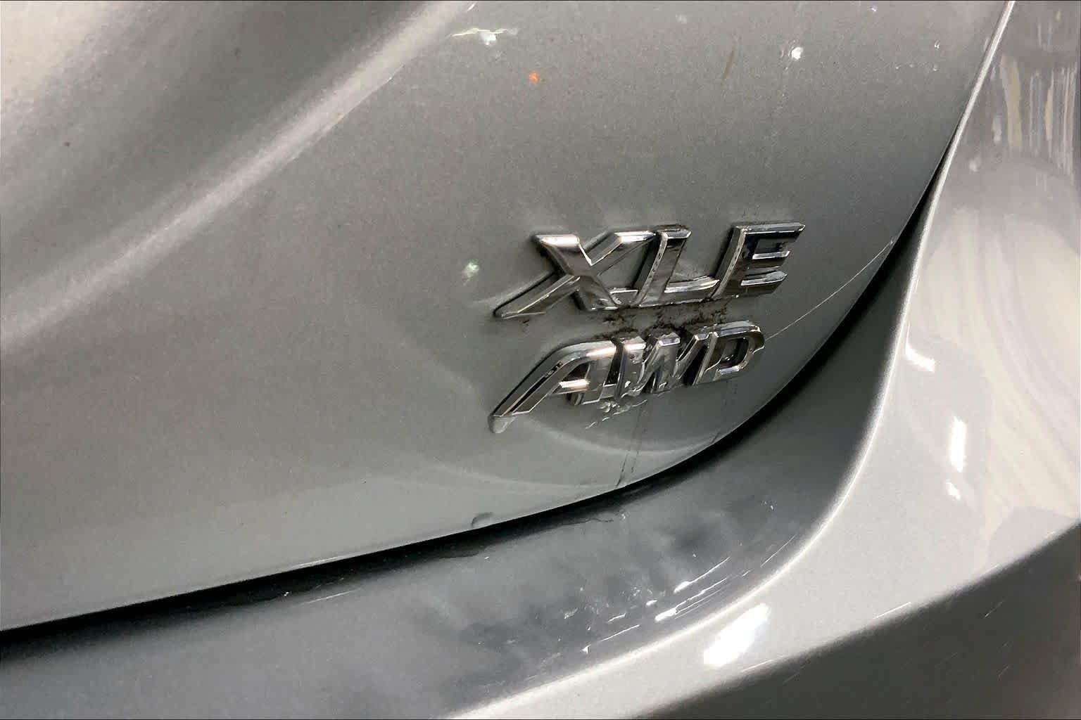 Certified 2024 Toyota Camry XLE w/ Cold Weather Package AWD/4WD image 10